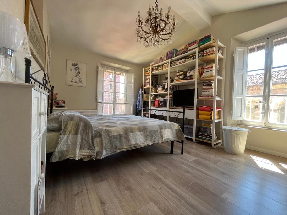 Casina Il Nido Di Lucca Apartment Bagian luar foto